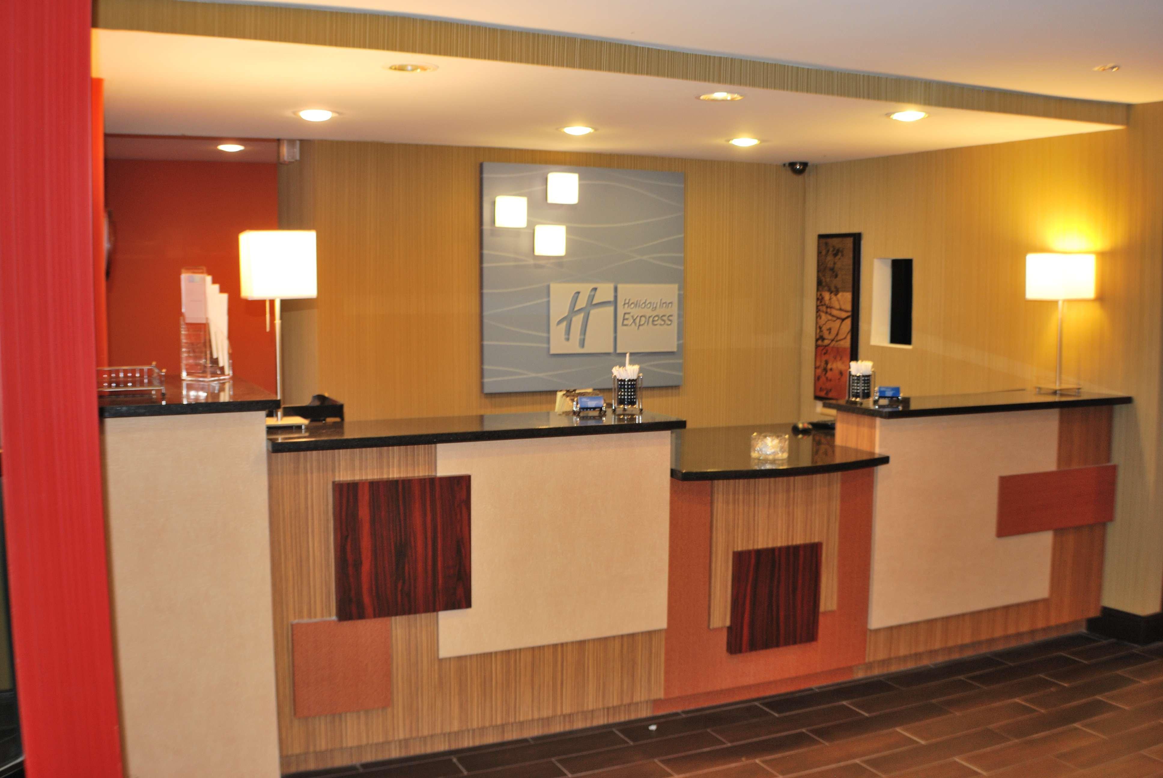 Holiday Inn Express Nashville W-I40 By Ihg Eksteriør bilde