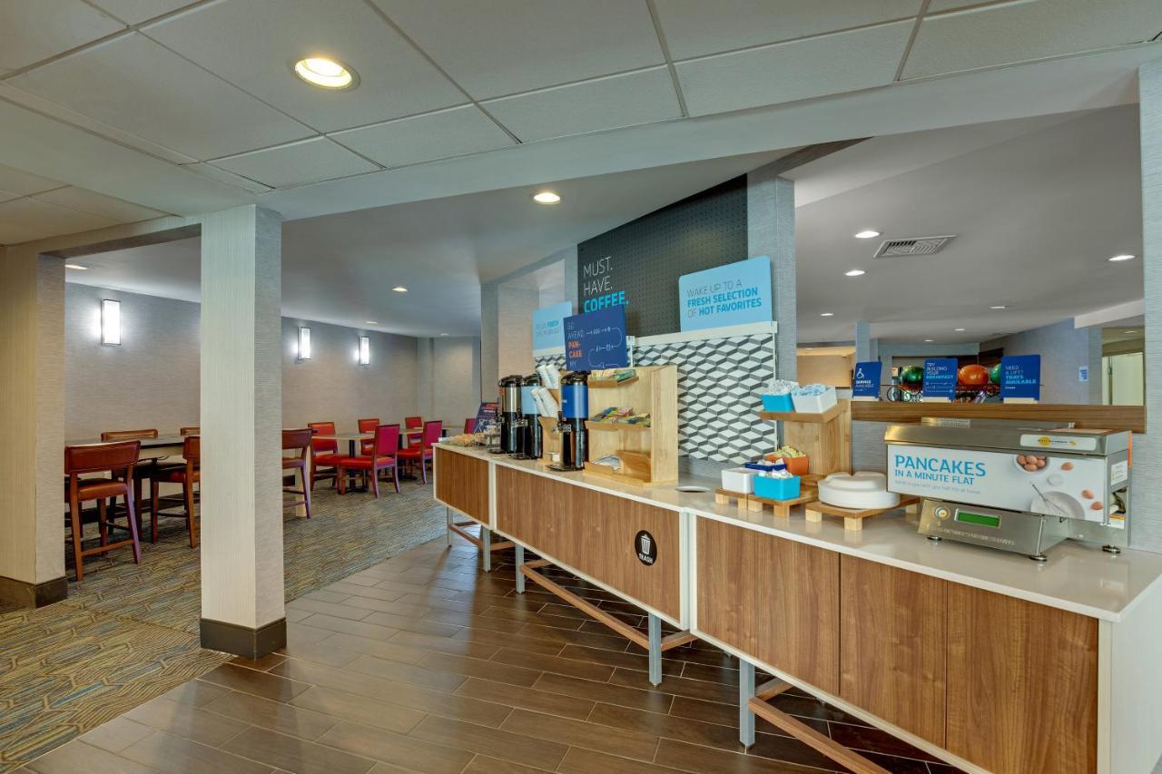 Holiday Inn Express Nashville W-I40 By Ihg Eksteriør bilde