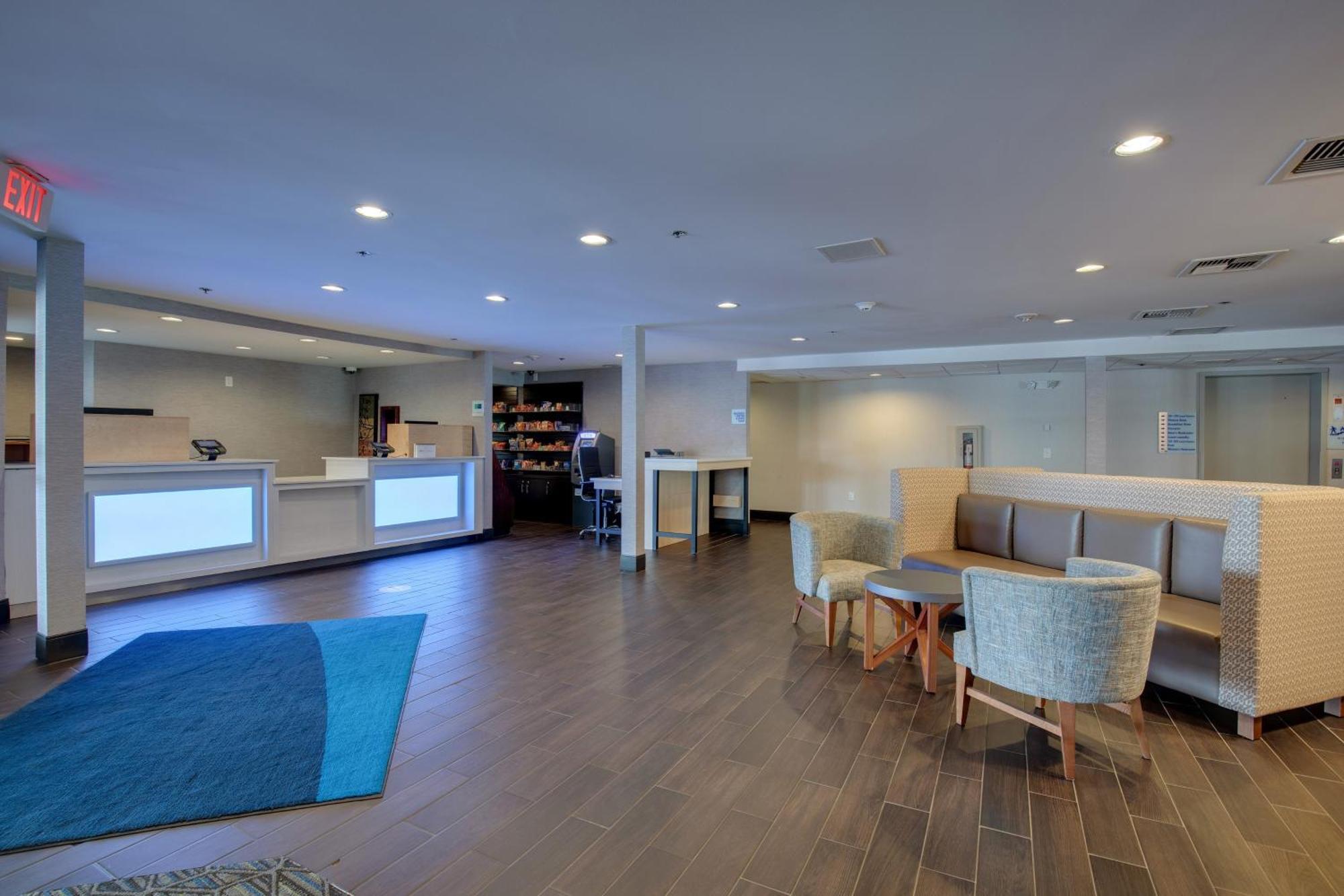 Holiday Inn Express Nashville W-I40 By Ihg Eksteriør bilde