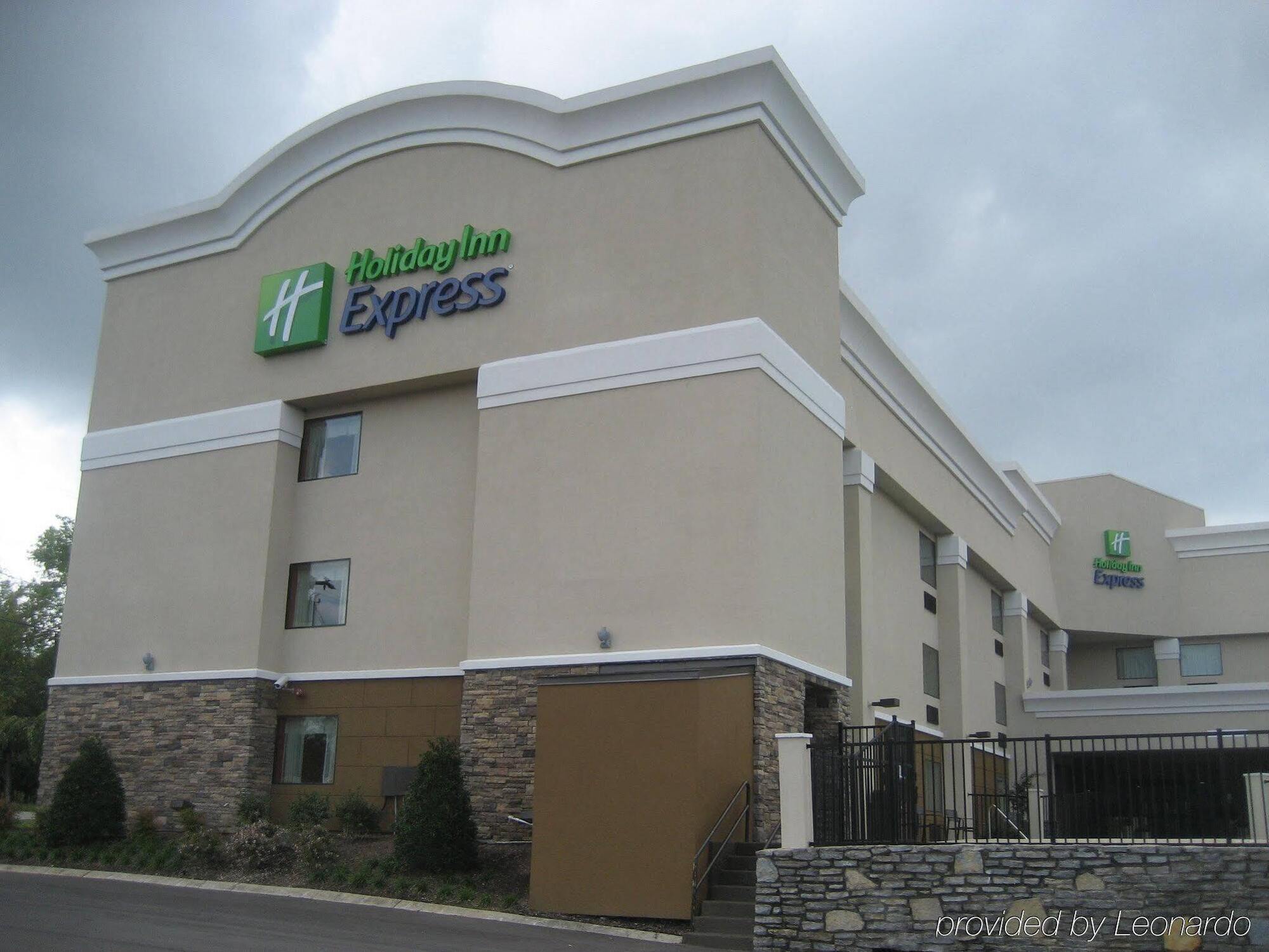 Holiday Inn Express Nashville W-I40 By Ihg Eksteriør bilde